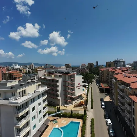 Sunny Hоuse 104 One Bedroom Apartament Sunny Beach